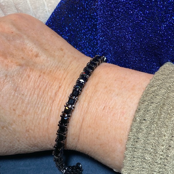 NWT 💎 HEMATITE JET BLACK 💎 ICONIC BRACELET UNISEX - Picture 7 of 12